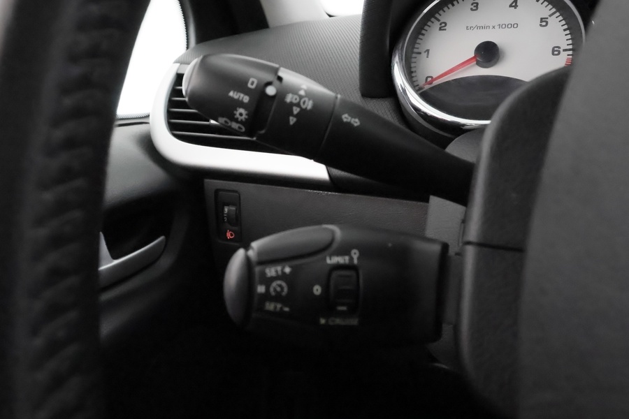 Peugeot 207 vaihtoauto