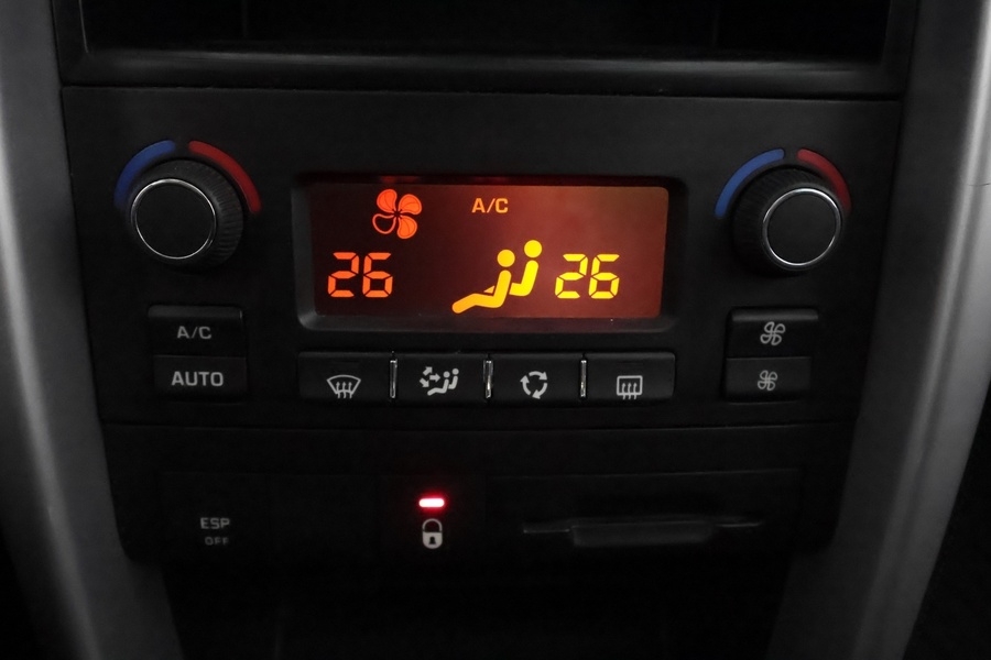 Peugeot 207 vaihtoauto