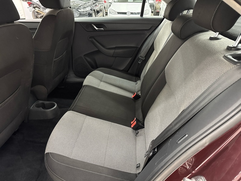 Skoda Rapid vaihtoauto