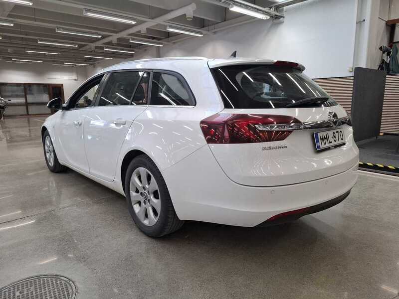 Opel Insignia vaihtoauto