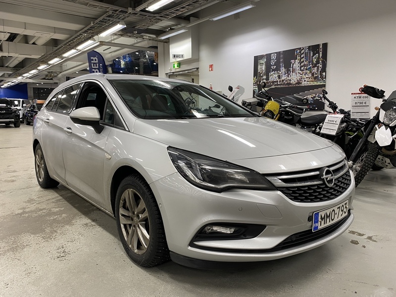 Opel Astra vaihtoauto