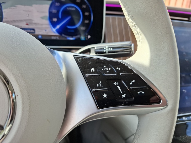 Mercedes-Benz EQE vaihtoauto
