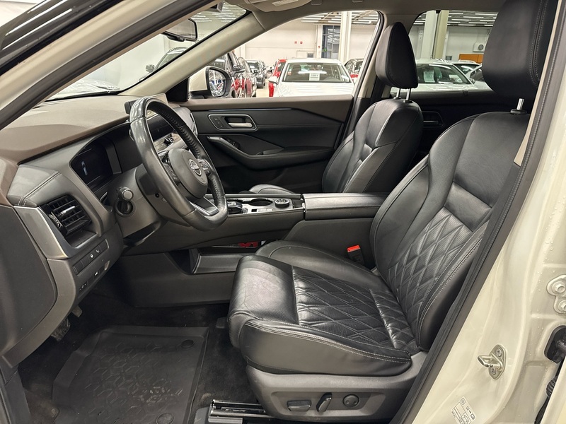 Nissan X-Trail vaihtoauto