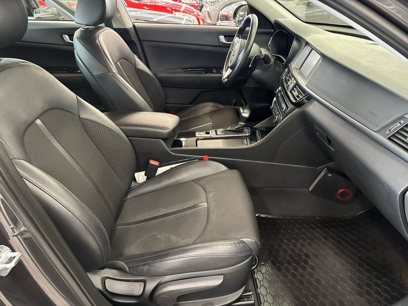 Kia Optima vaihtoauto