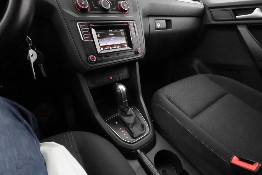 Volkswagen Caddy Maxi vaihtoauto