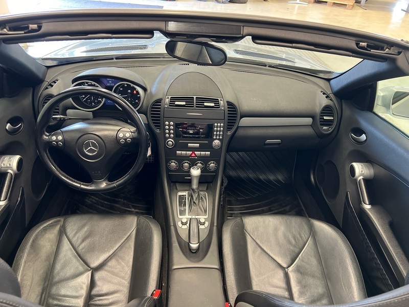 Mercedes-Benz SLK vaihtoauto