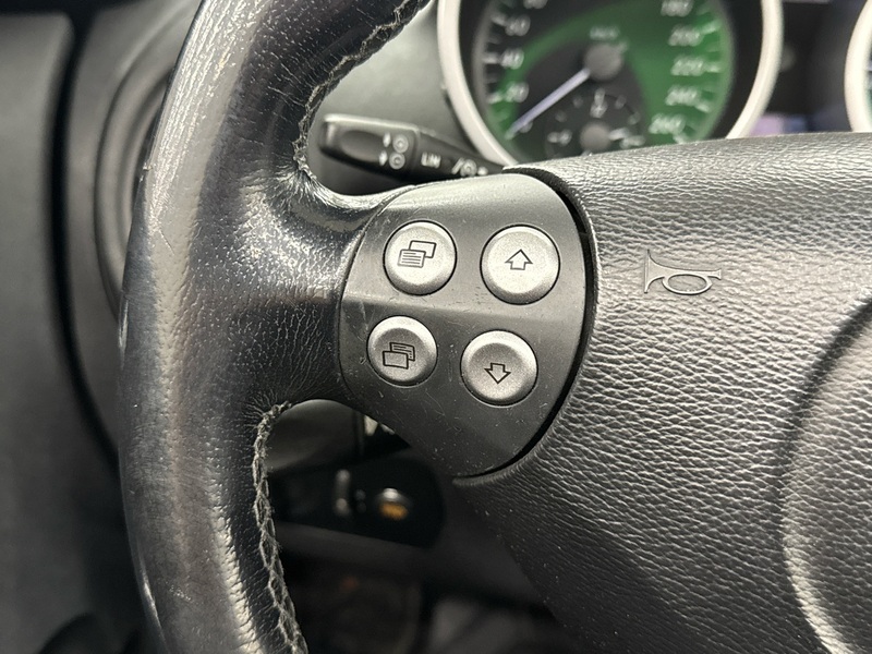 Mercedes-Benz SLK vaihtoauto