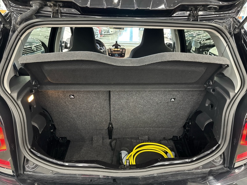 Volkswagen up! vaihtoauto