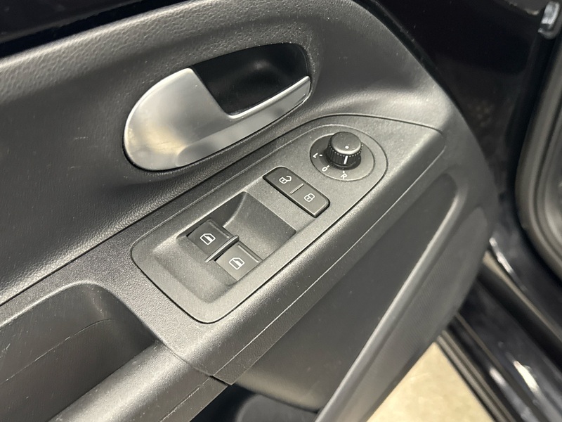 Volkswagen up! vaihtoauto