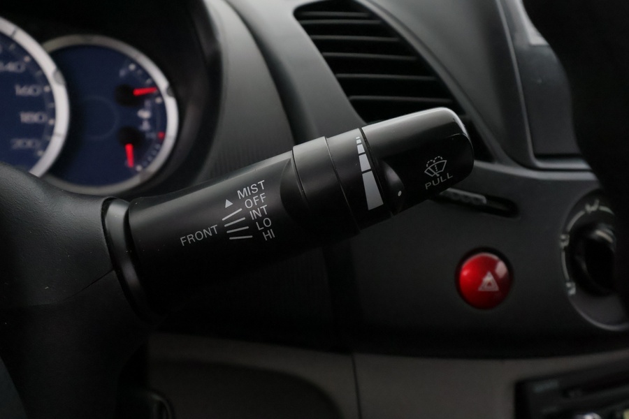 Mitsubishi L200 vaihtoauto