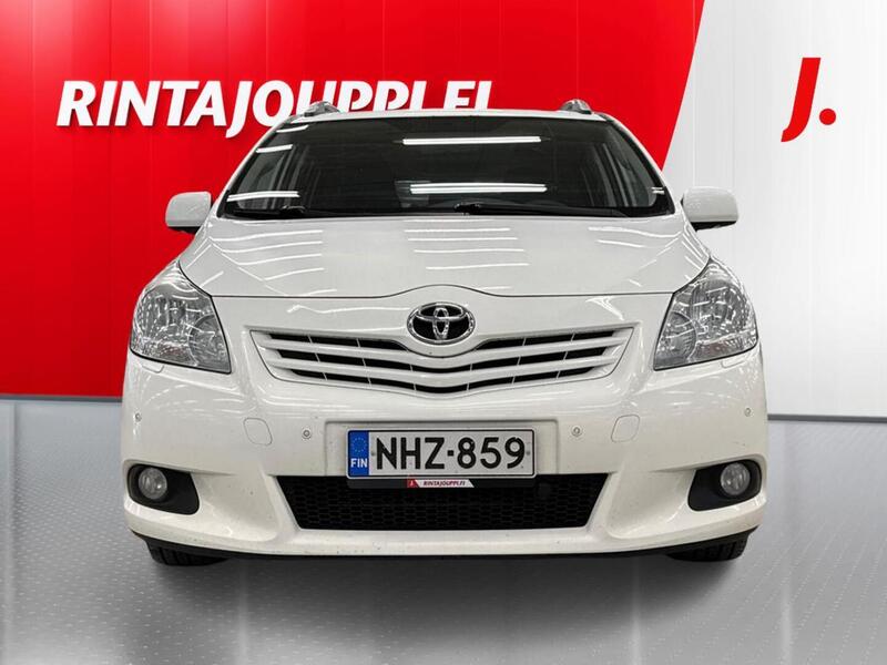 Toyota Verso vaihtoauto