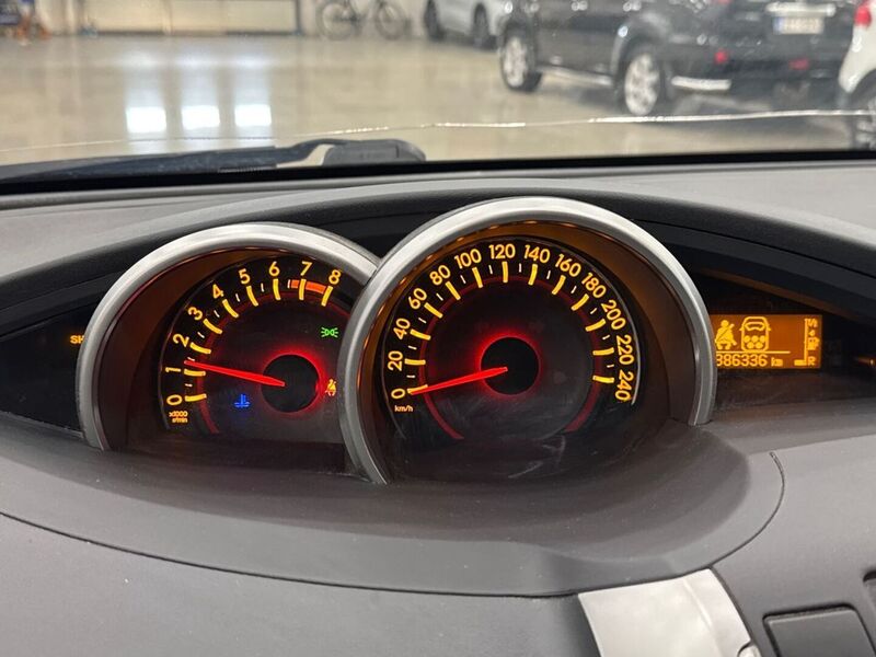 Toyota Verso vaihtoauto