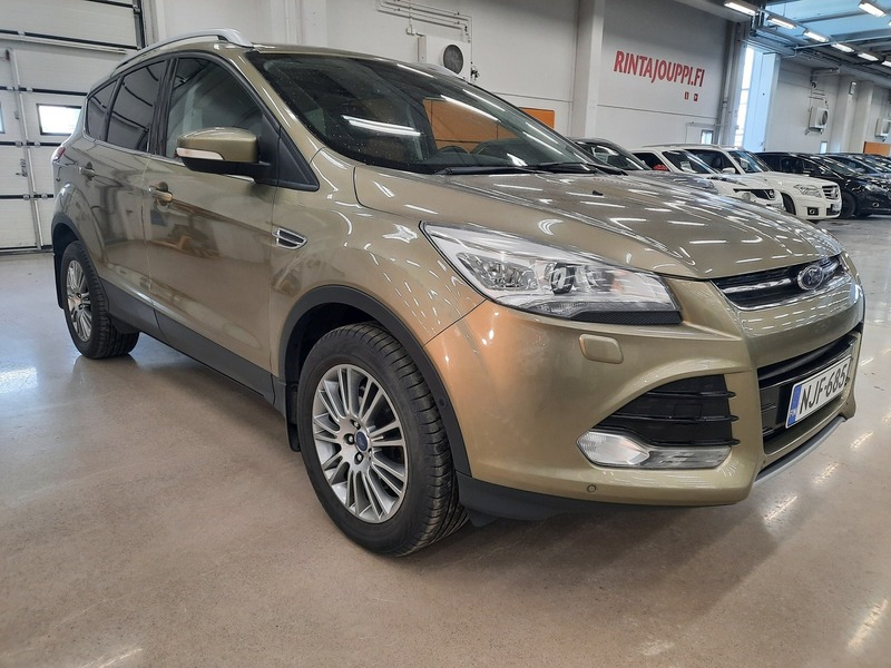 Ford Kuga vaihtoauto