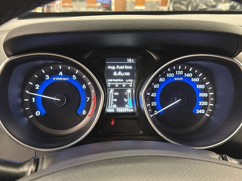 Hyundai i30 5d vaihtoauto