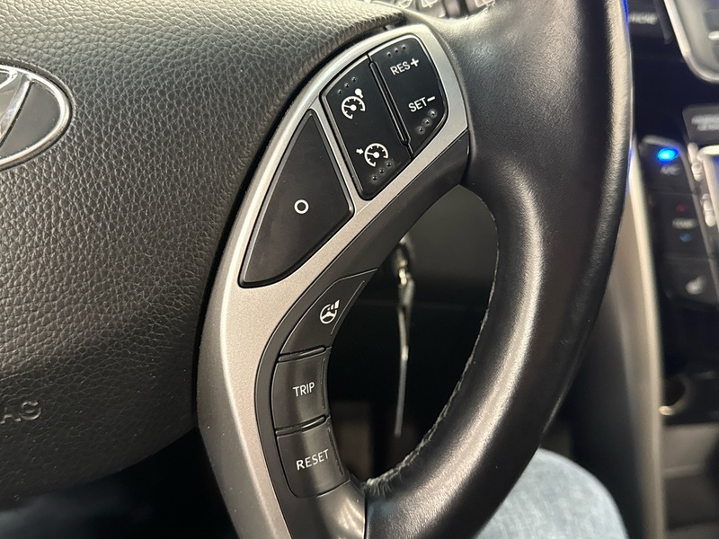 Hyundai i30 5d vaihtoauto