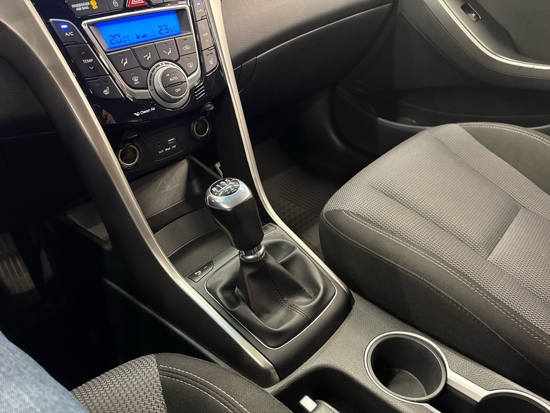 Hyundai i30 5d vaihtoauto