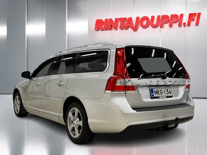 Volvo V70 vaihtoauto