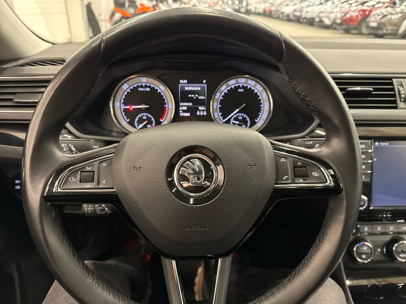 Skoda Superb vaihtoauto