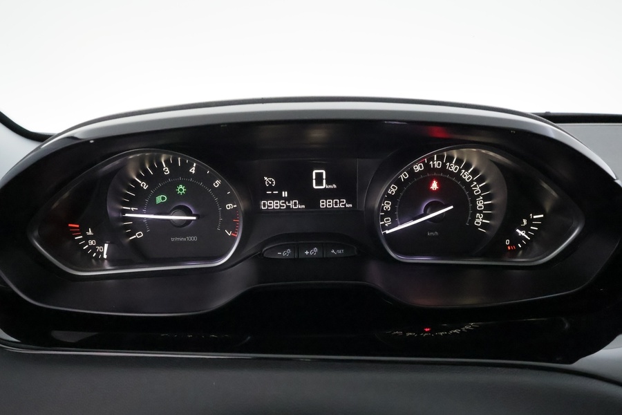 Peugeot 208 vaihtoauto