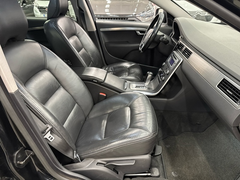 Volvo XC70 vaihtoauto