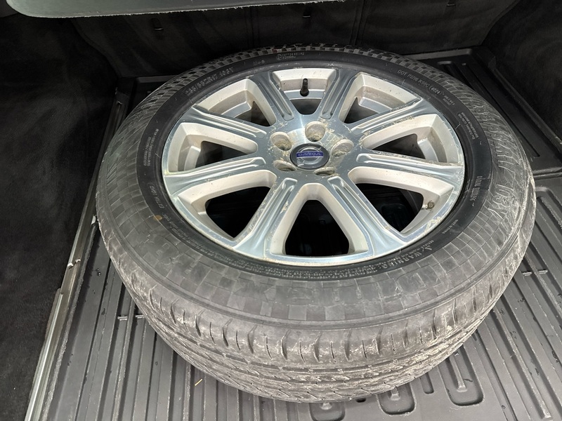 Volvo XC70 vaihtoauto