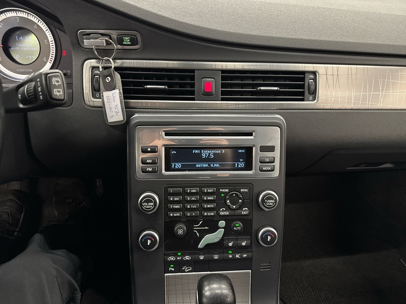 Volvo XC70 vaihtoauto