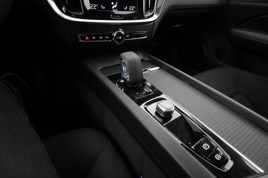 Volvo V60 Cross Country vaihtoauto