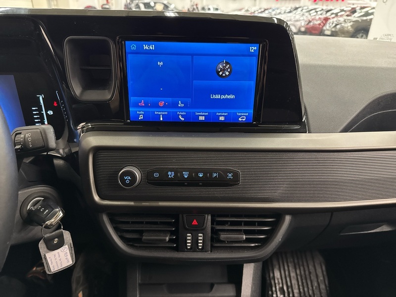 Ford Transit Courier vaihtoauto