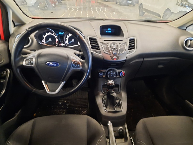 Ford Fiesta vaihtoauto