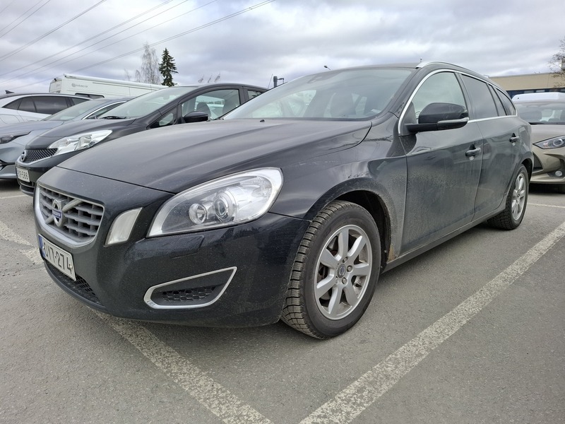 Volvo V60 vaihtoauto