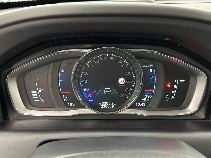 Volvo XC60 vaihtoauto