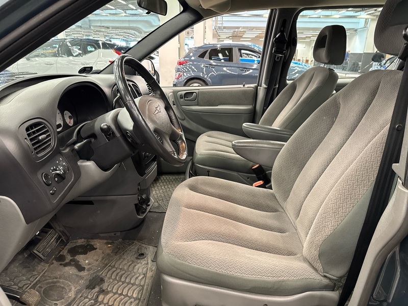 Chrysler Voyager vaihtoauto