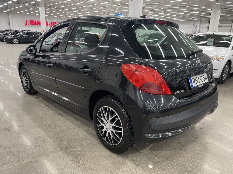 Peugeot 207 vaihtoauto