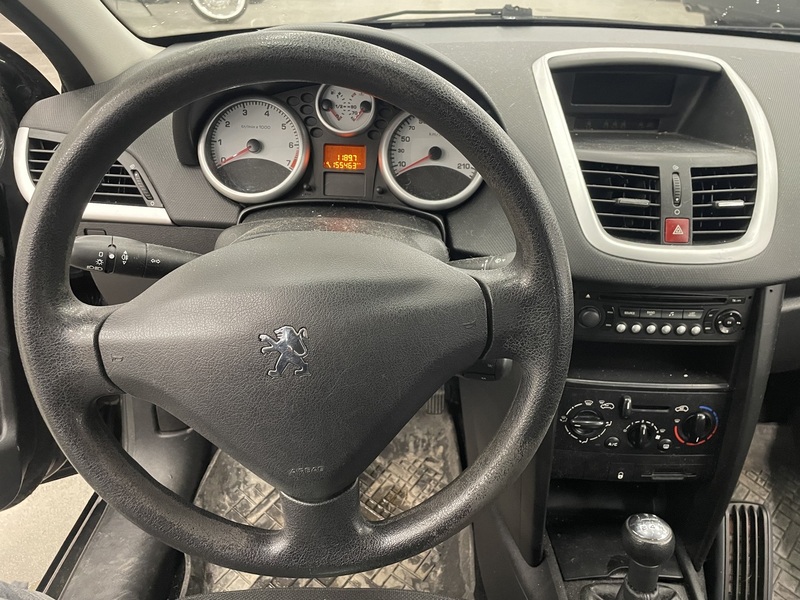 Peugeot 207 vaihtoauto