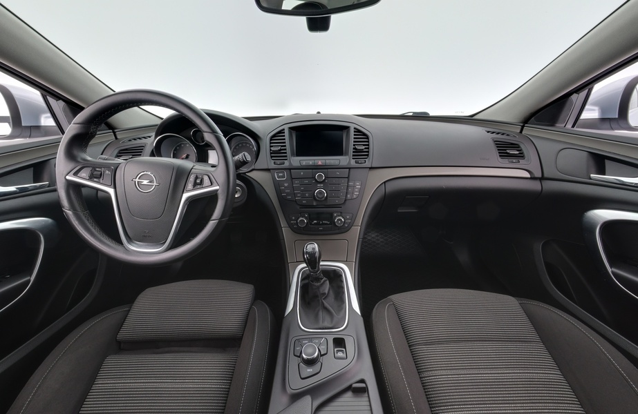 Opel Insignia vaihtoauto