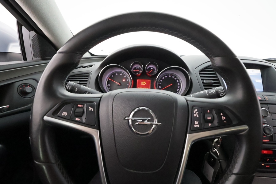 Opel Insignia vaihtoauto