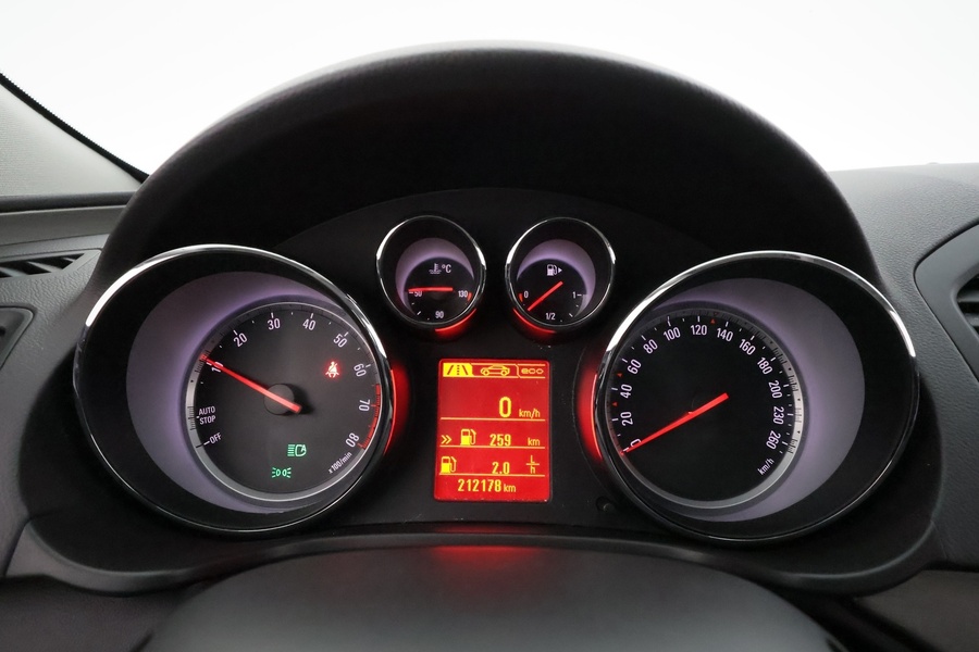 Opel Insignia vaihtoauto