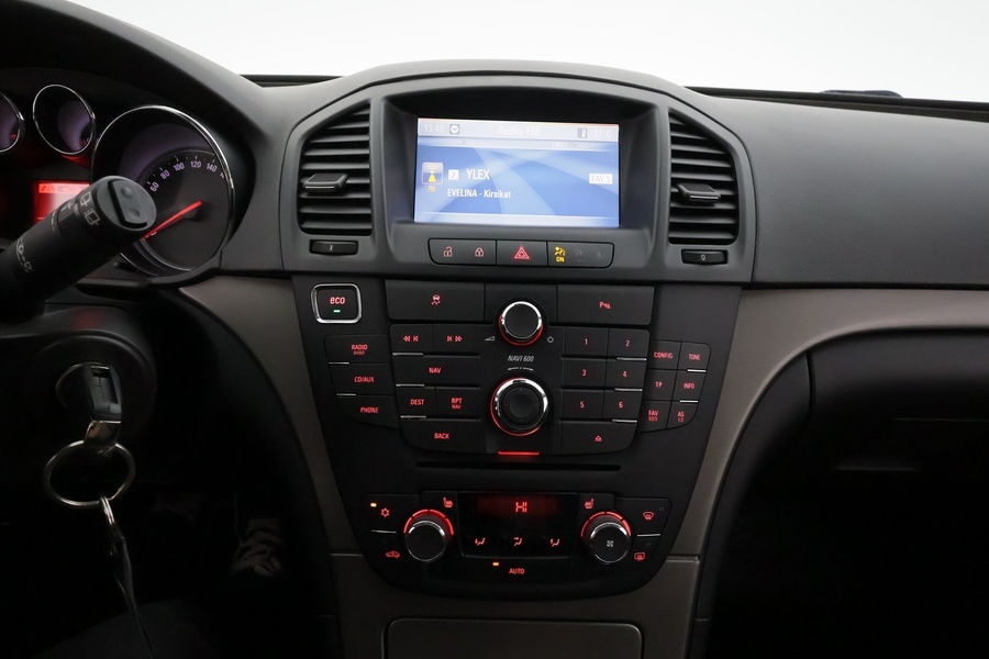 Opel Insignia vaihtoauto