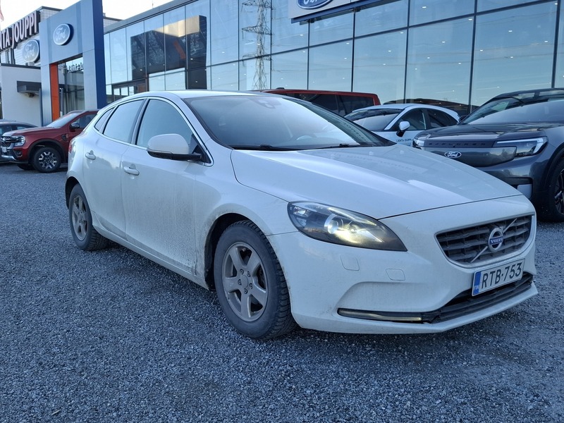 Volvo V40 vaihtoauto