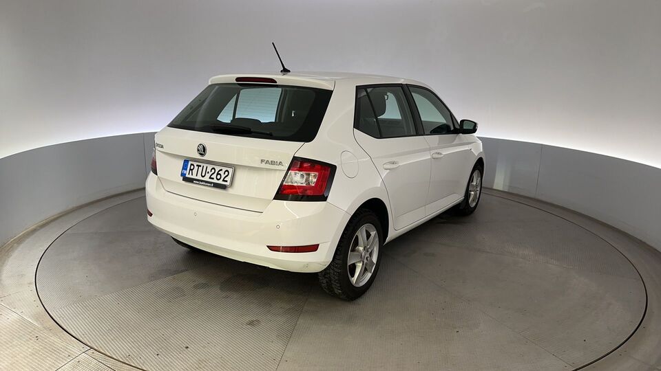Skoda Fabia vaihtoauto