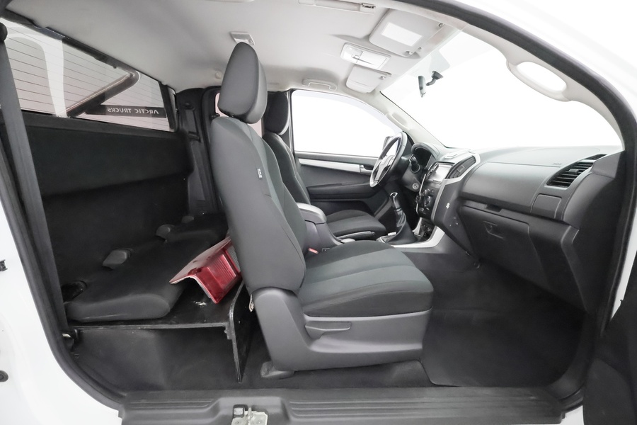 Isuzu D-Max vaihtoauto