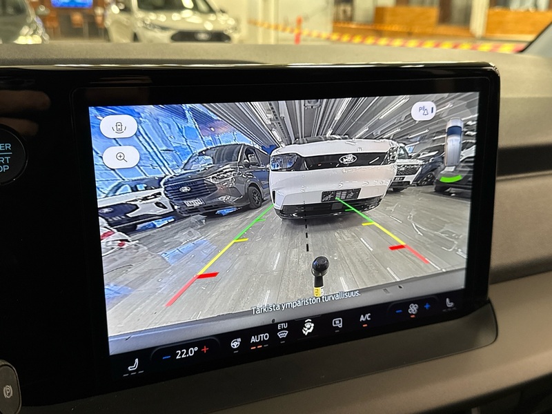 Ford Transit Courier vaihtoauto