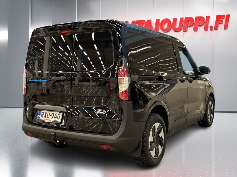 Ford Transit Courier vaihtoauto