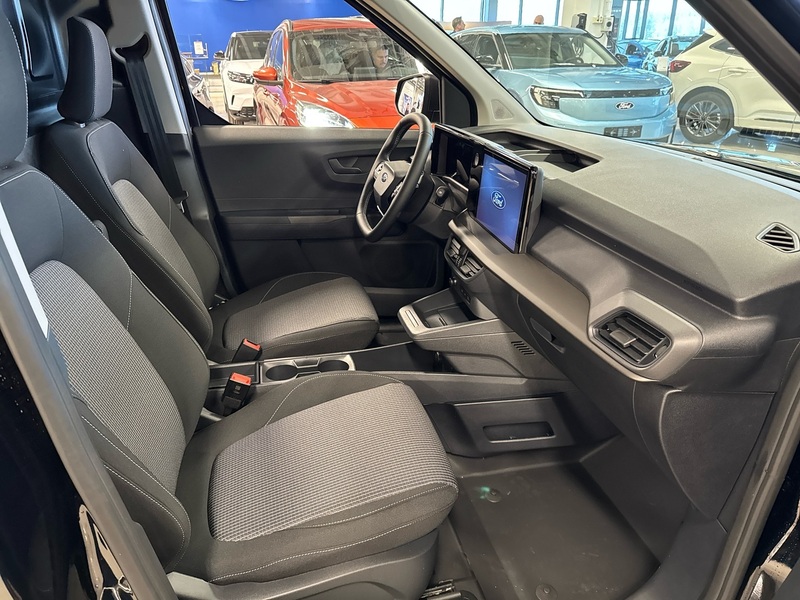 Ford Transit Courier vaihtoauto