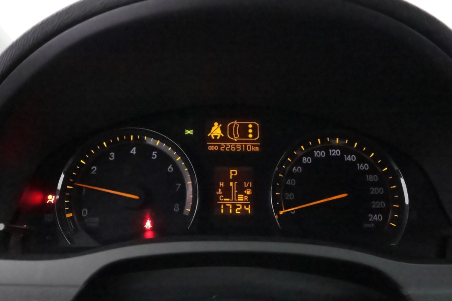 Toyota Avensis vaihtoauto