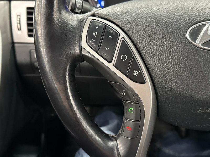 Hyundai i30 5d vaihtoauto