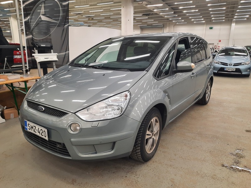 Ford S-MAX vaihtoauto