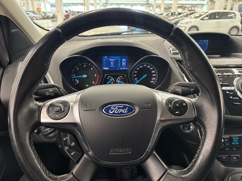 Ford Kuga vaihtoauto
