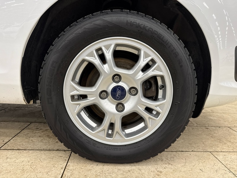 Ford Fiesta vaihtoauto