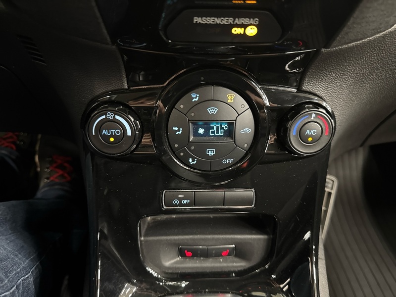 Ford Fiesta vaihtoauto